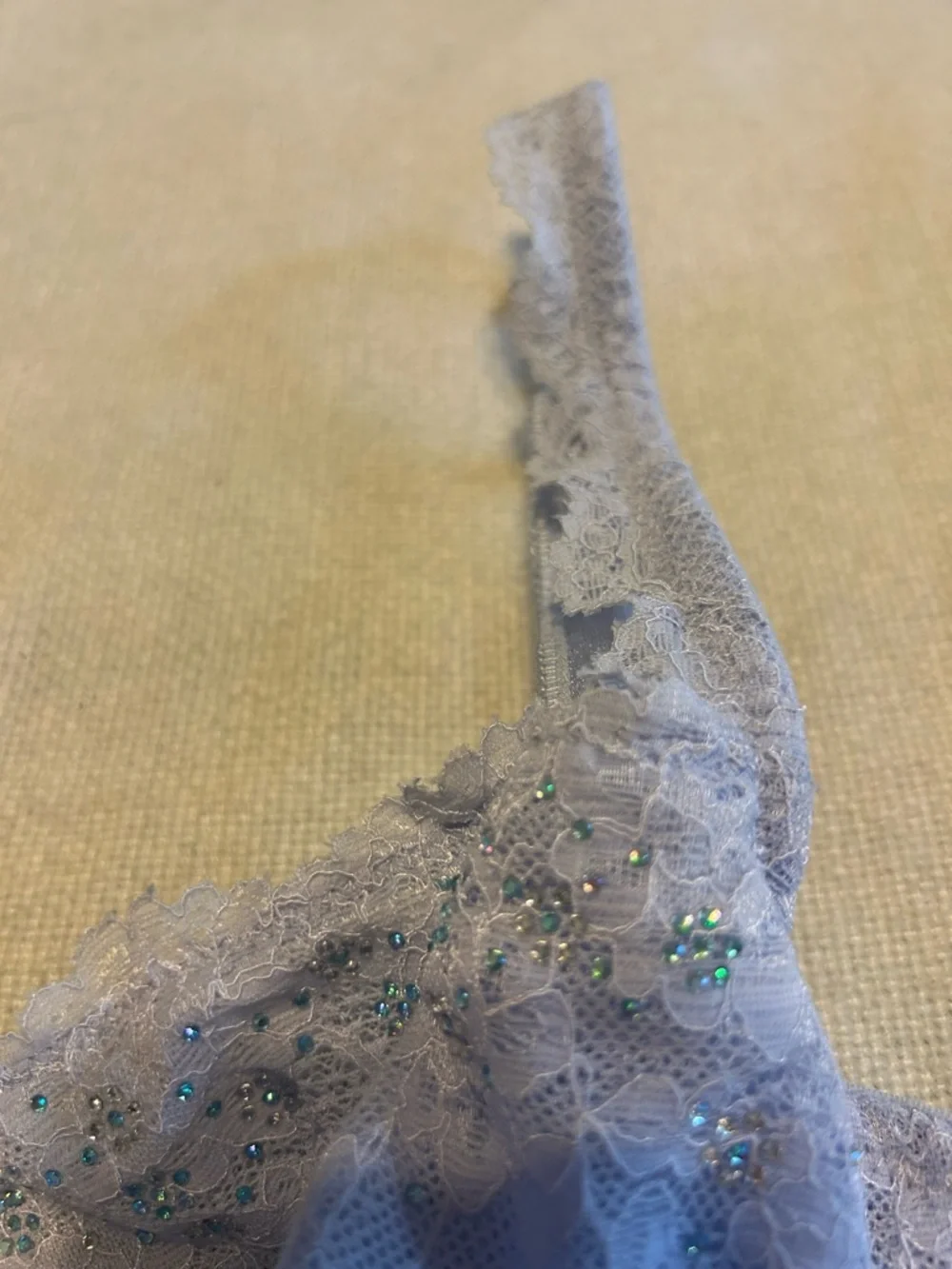 Victoria’s Secret lace rhinestone Dream Angels bra 32DDD - Picture 4 of 7